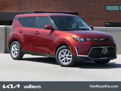 New 2025 Kia Soul LX