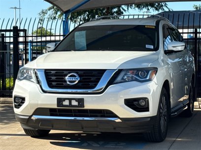Used 2019 Nissan Pathfinder SV
