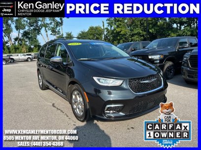 Used 2023 Chrysler Pacifica Limited