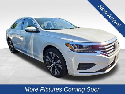 Used 2022 Volkswagen Passat 2.0T SE