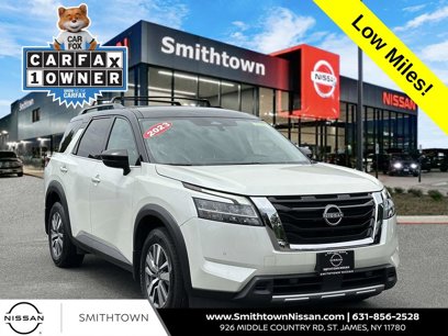 Used 2023 Nissan Pathfinder SL