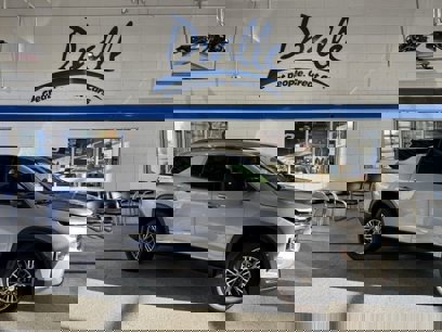 New 2025 Chevrolet Traverse LT w/ Driver Confidence Package