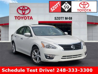 Used 2015 Nissan Altima 2.5 SV w/ Convenience Package