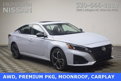 Used 2023 Nissan Altima 2.5 SR w/ SR Premium Package