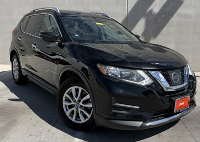 Used 2017 Nissan Rogue SV