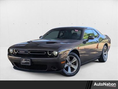 Used 2016 Dodge Challenger SXT