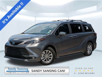 Used 2025 Toyota Sienna XLE