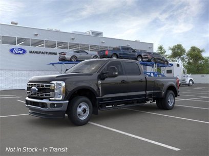 New 2025 Ford F350 XLT