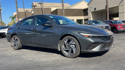 Certified 2025 Hyundai Elantra Sport