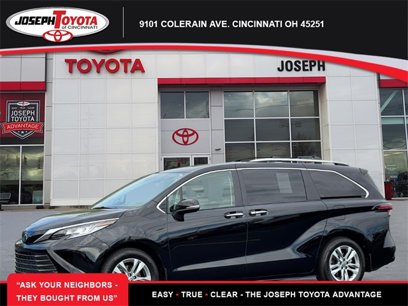 Certified 2022 Toyota Sienna Limited