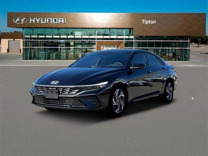 New 2025 Hyundai Elantra SEL