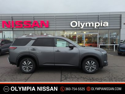 New 2025 Nissan Pathfinder SL