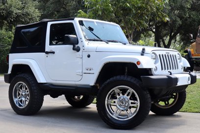 Used 2016 Jeep Wrangler Sahara w/ Connectivity Group