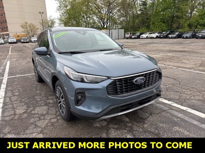 Used 2023 Ford Escape SE w/ PHEV Premium Package