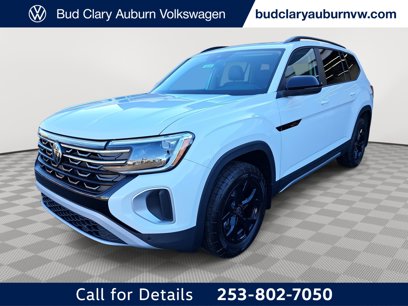 New 2025 Volkswagen Atlas Peak Edition SE