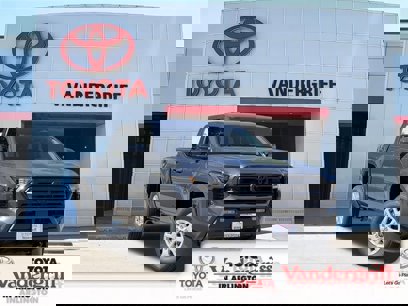New 2025 Toyota Tacoma SR5