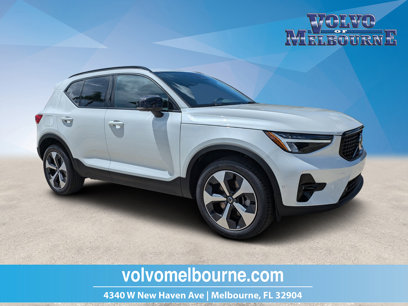 New 2026 Volvo XC40 B4 Plus w/ Protection Package Premier