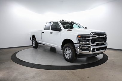 New 2025 RAM 2500 Tradesman w/ Chrome Appearance Group