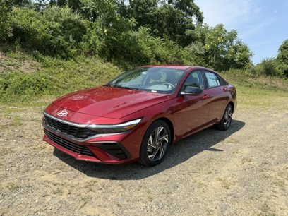 New 2025 Hyundai Elantra SEL