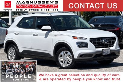 Used 2020 Hyundai Venue SEL w/ Convenience Package
