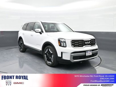 Used 2023 Kia Telluride S w/ S Sunroof Package