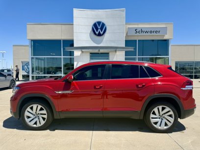 Certified 2022 Volkswagen Atlas Cross Sport SE w/ Panoramic Sunroof Package