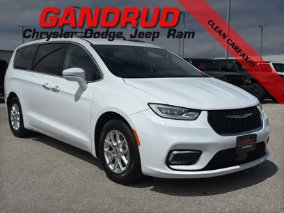 Used 2021 Chrysler Pacifica Touring-L