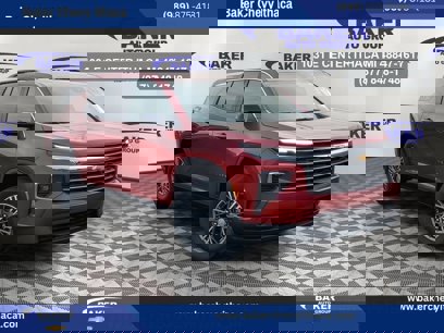 New 2025 Chevrolet Traverse LT w/ Driver Confidence Package