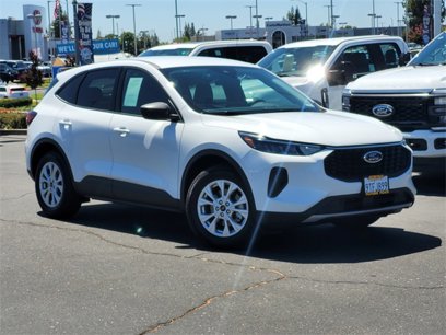 New 2025 Ford Escape Active