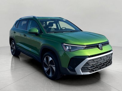 New 2025 Volkswagen Taos SE