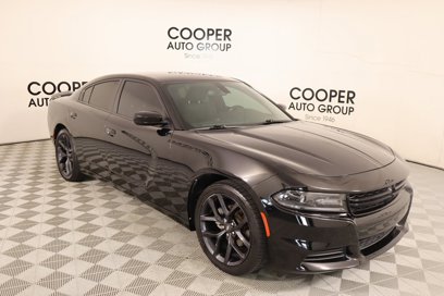 Used 2021 Dodge Charger SXT w/ Blacktop Package