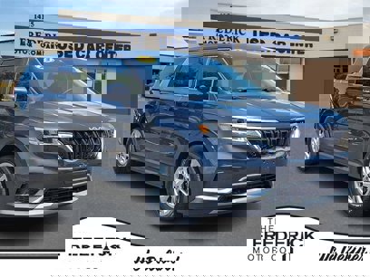 Used 2023 Kia Carnival LX