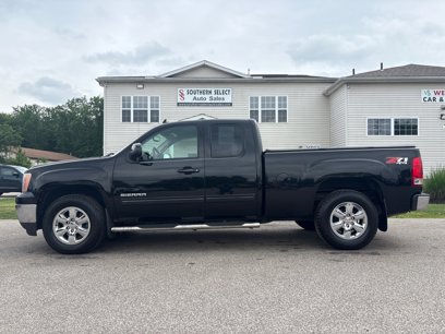 Used 2010 GMC Sierra 1500 SLT w/ SLT Convenience Package