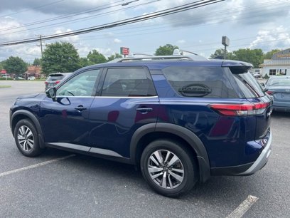 Used 2022 Nissan Pathfinder SL