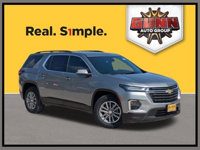Used 2023 Chevrolet Traverse LT