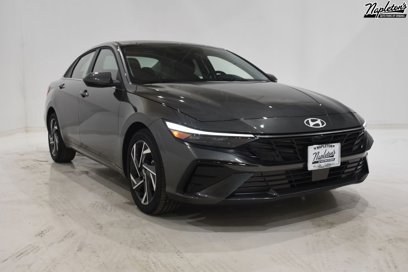 New 2025 Hyundai Elantra SEL