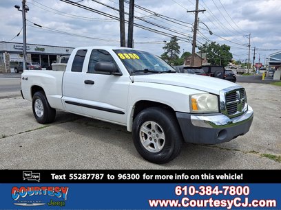 Used 2005 Dodge Dakota SLT