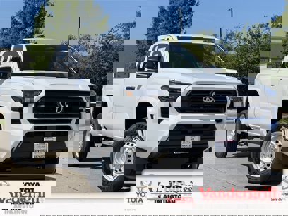 New 2025 Toyota Tacoma SR