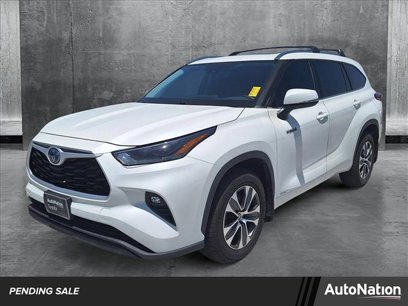 Used 2021 Toyota Highlander XLE