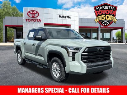 New 2024 Toyota Tundra SR5 w/ SR5 Premium Package