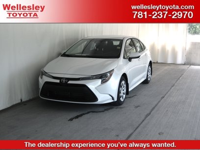 New 2025 Toyota Corolla LE