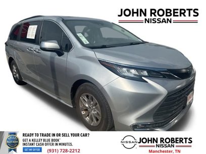 Used 2022 Toyota Sienna XLE