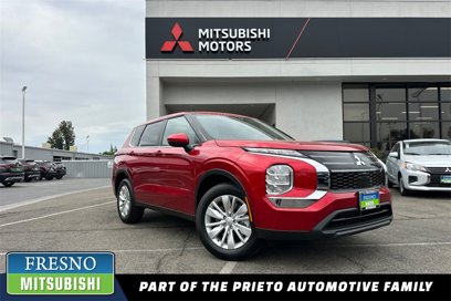 New 2025 Mitsubishi Outlander ES