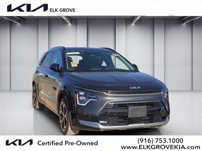 Used 2023 Kia Niro SX Touring