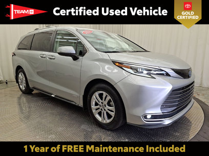 Certified 2021 Toyota Sienna Platinum