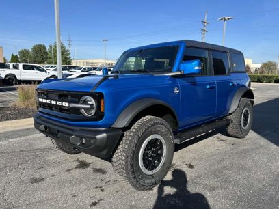 New 2024 Ford Bronco Outer Banks w/ Sasquatch Package