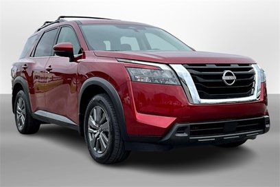 Certified 2024 Nissan Pathfinder SV