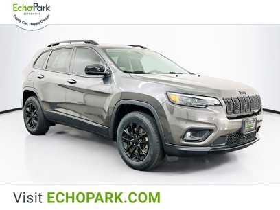 Used 2023 Jeep Cherokee Altitude Lux