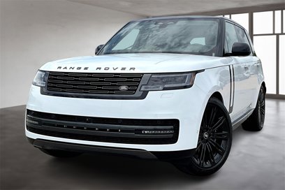 New 2025 Land Rover Range Rover SE