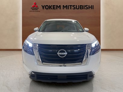 Used 2025 Nissan Pathfinder SV